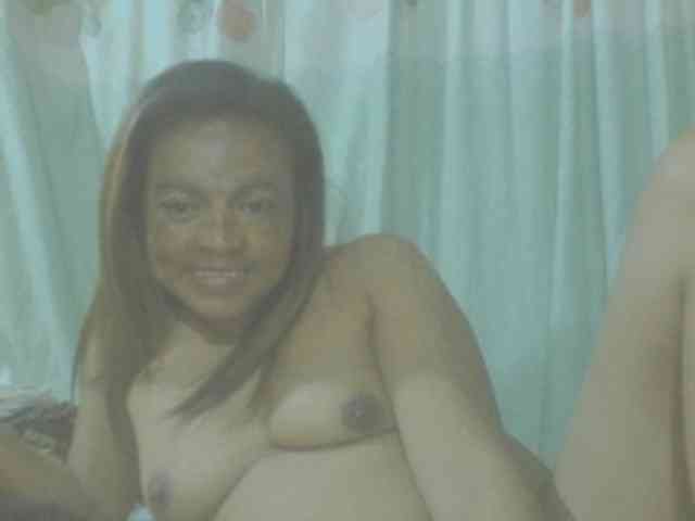 LorahXVane webcam