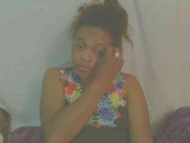 LorahXVane webcam