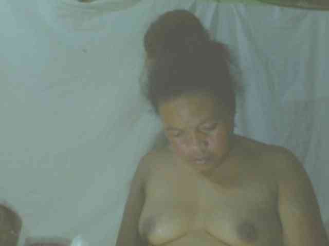 LorahXVane webcam