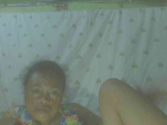 LorahXVane webcam