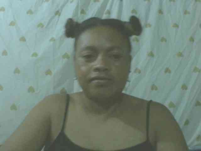LorahXVane webcam