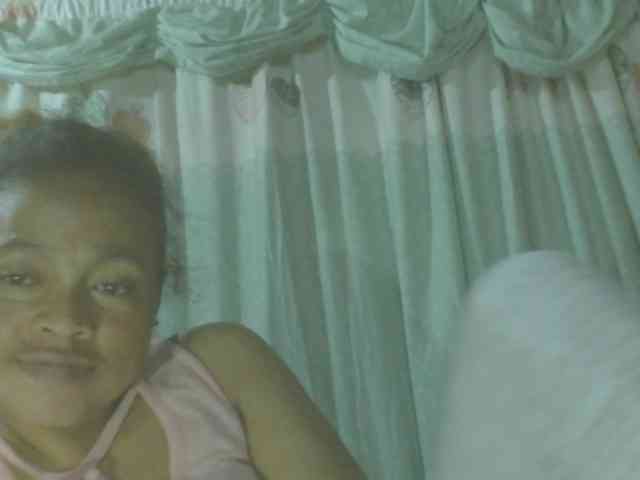 LorahXVane webcam