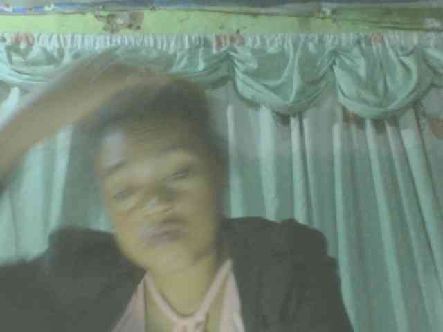 LorahXVane webcam