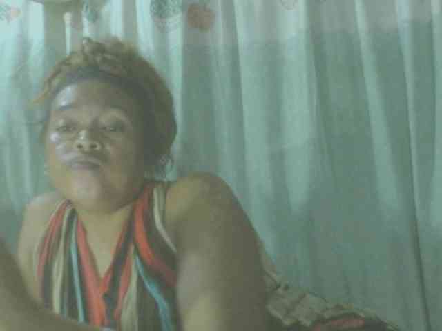 LorahXVane webcam