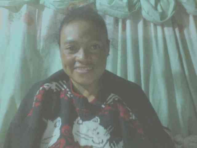 LorahXVane webcam