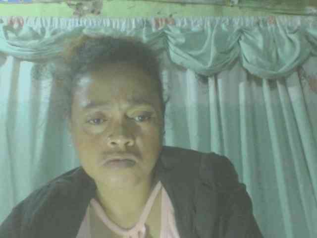 LorahXVane webcam