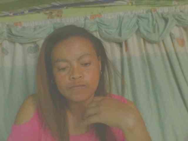 LorahXVane webcam
