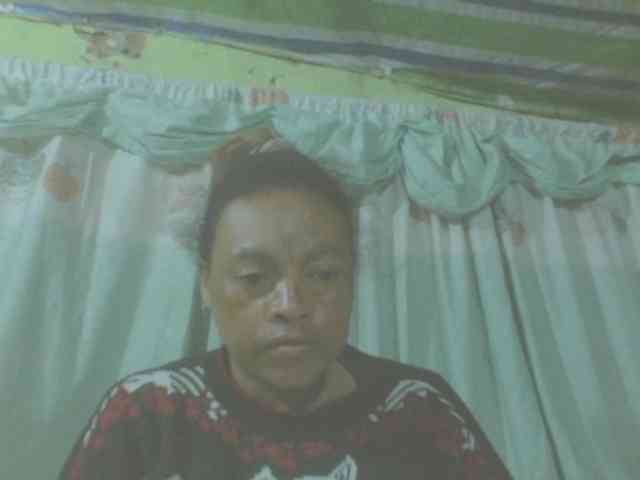 LorahXVane webcam