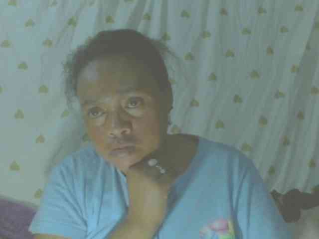 LorahXVane webcam