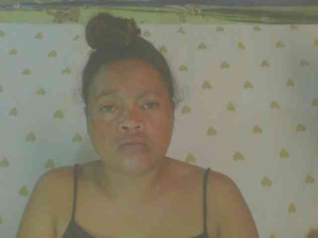 LorahXVane webcam