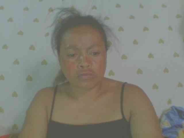 LorahXVane webcam