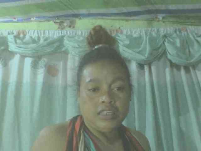 LorahXVane webcam