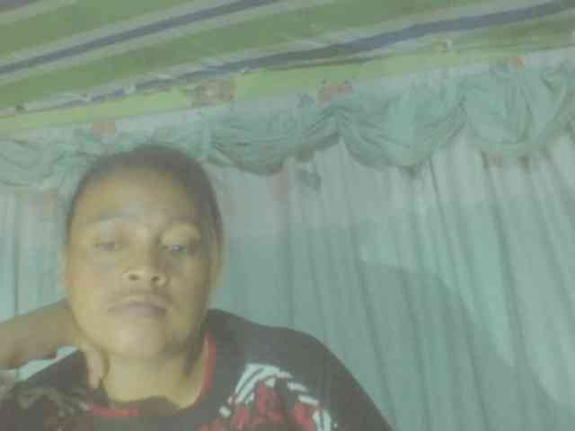 LorahXVane webcam