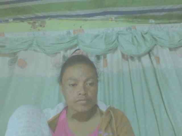 LorahXVane webcam