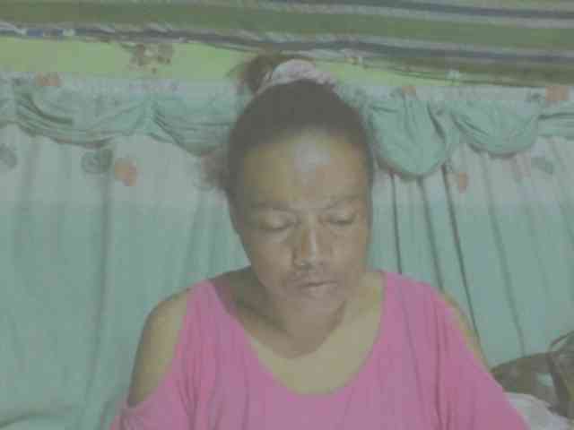 LorahXVane webcam
