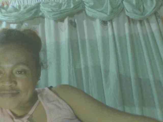 LorahXVane webcam