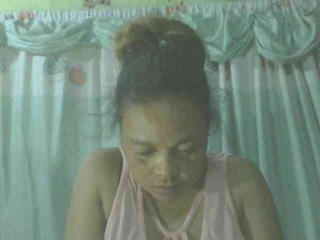 LorahXVane webcam