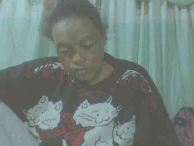 LorahXVane webcam