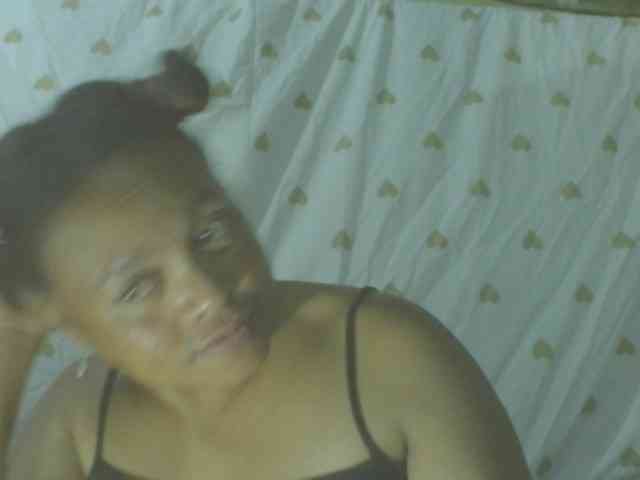 LorahXVane webcam