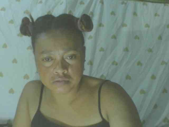 LorahXVane webcam
