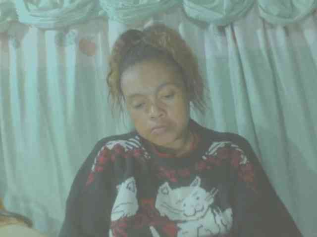LorahXVane webcam