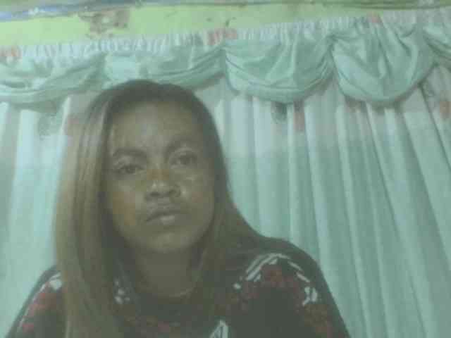 LorahXVane webcam