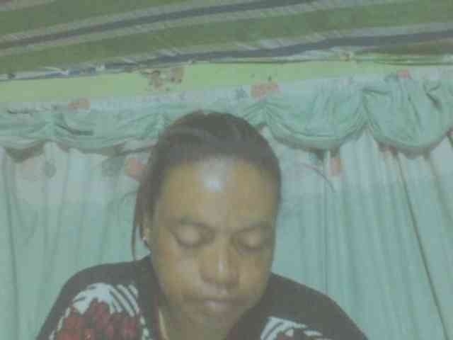 LorahXVane webcam