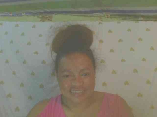 LorahXVane webcam