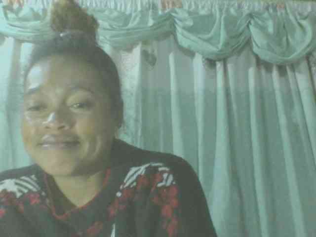 LorahXVane webcam