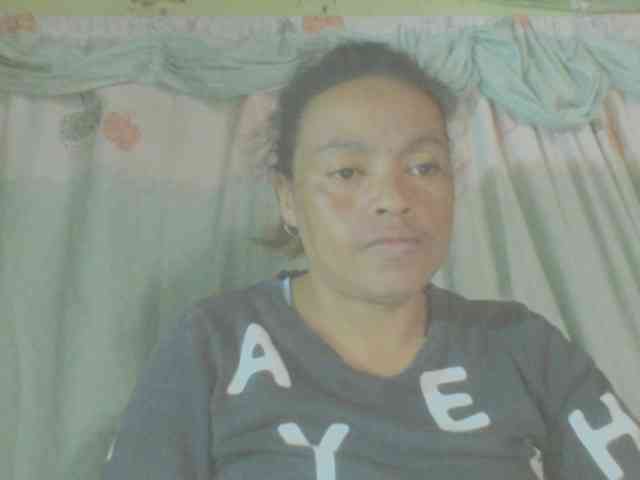 LorahXVane webcam