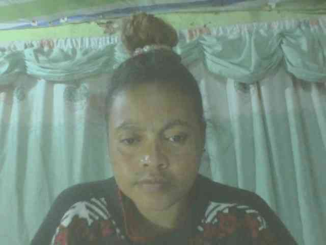 LorahXVane webcam