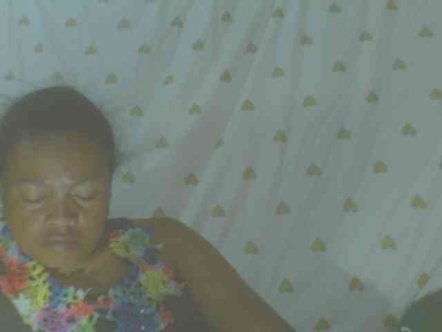 LorahXVane webcam