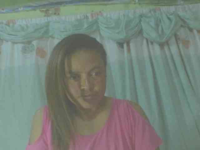 LorahXVane webcam