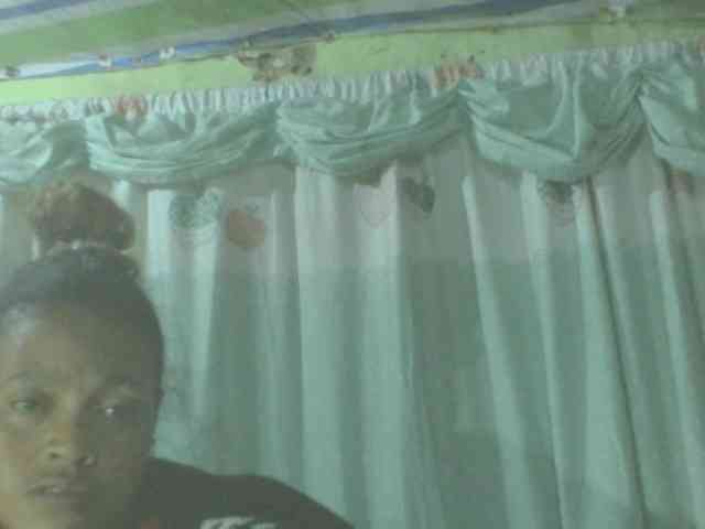 LorahXVane webcam