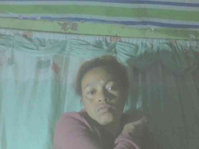 LorahXVane webcam