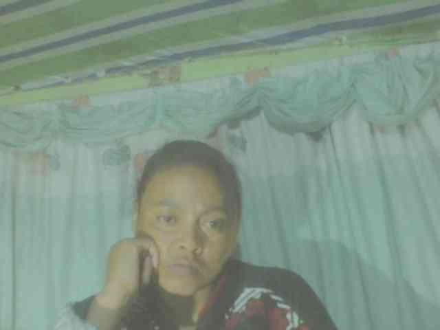 LorahXVane webcam