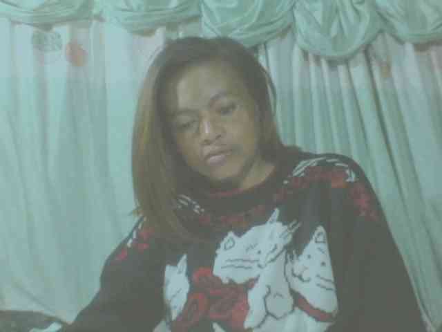 LorahXVane webcam