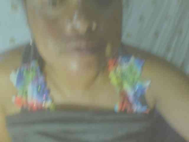 LorahXVane webcam