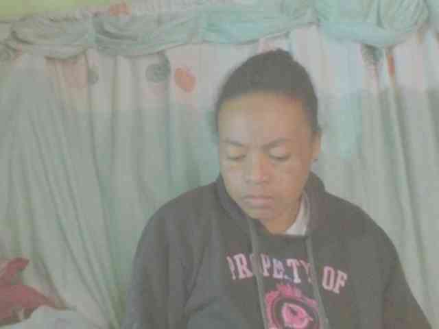 LorahXVane webcam