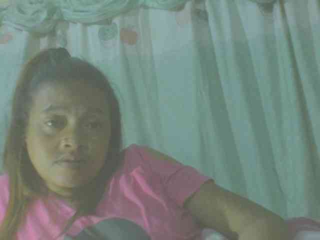 LorahXVane webcam