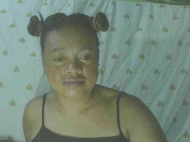 LorahXVane webcam
