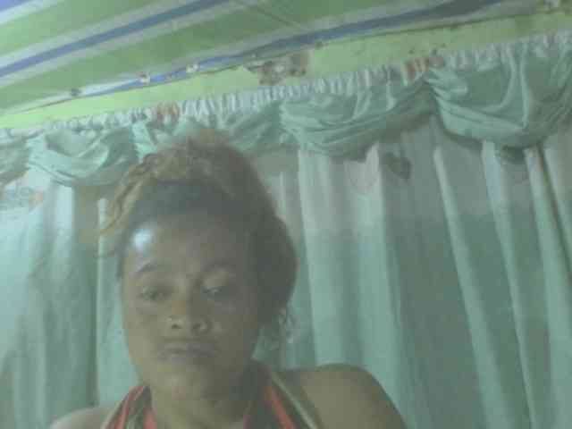 LorahXVane webcam