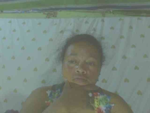 LorahXVane webcam