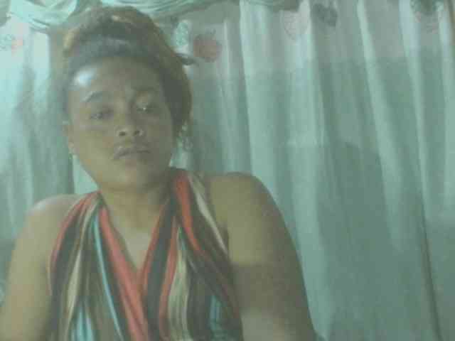 LorahXVane webcam