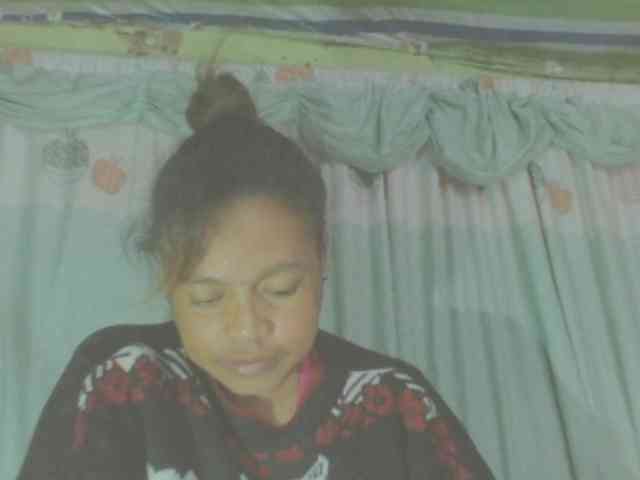 LorahXVane webcam