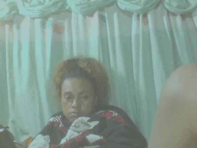LorahXVane webcam