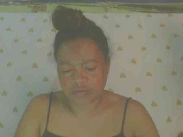 LorahXVane webcam