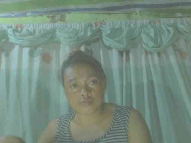 LorahXVane webcam