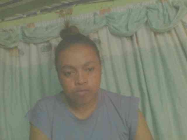LorahXVane webcam