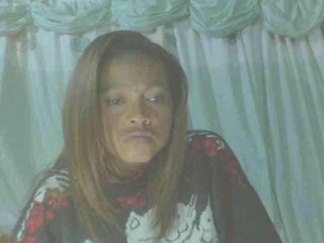 LorahXVane webcam